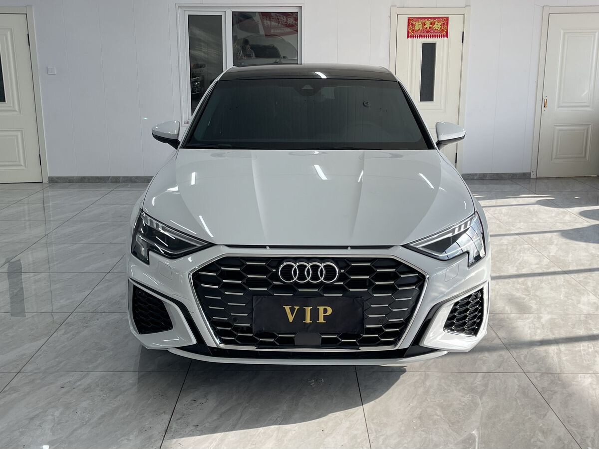 Audi A3 2023 - фото автомобиля