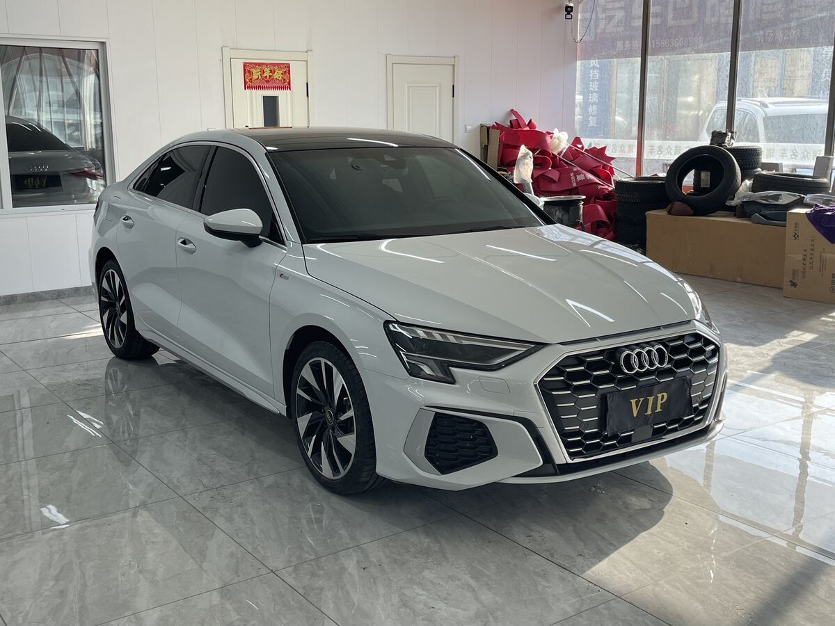 Audi A3 2023 - фото автомобиля