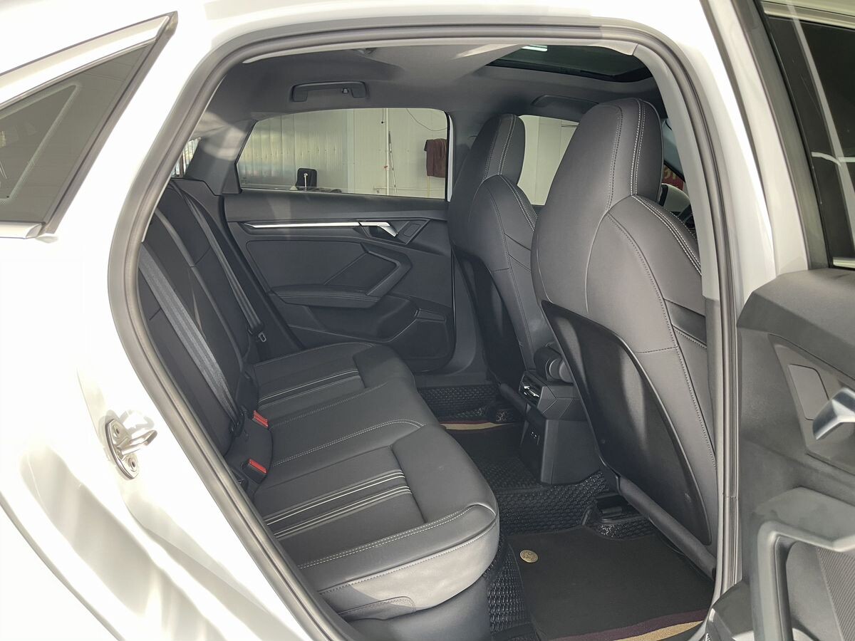 Audi A3 2023 - фото автомобиля