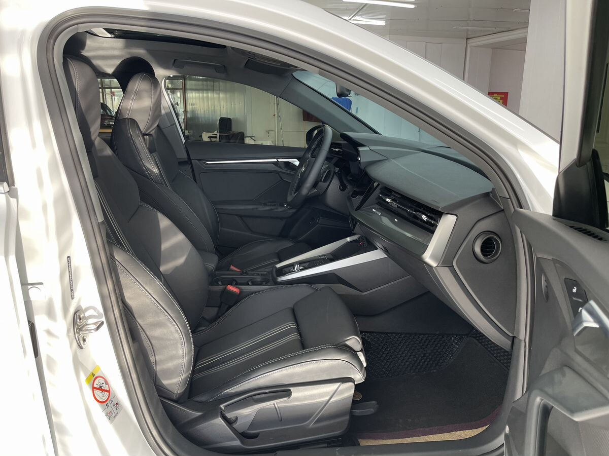 Audi A3 2023 - фото автомобиля