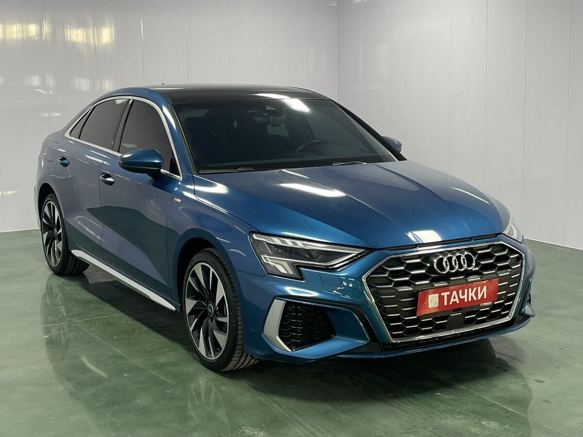 Audi A3 2021 - фото автомобиля