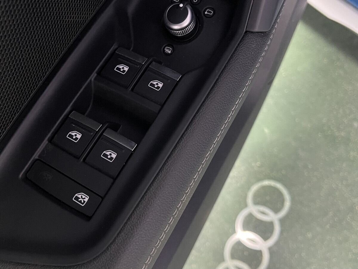 Audi A3 2021 - фото автомобиля