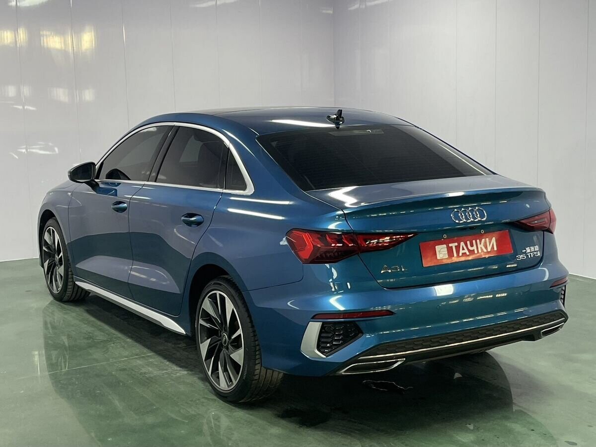 Audi A3 2021 - фото автомобиля