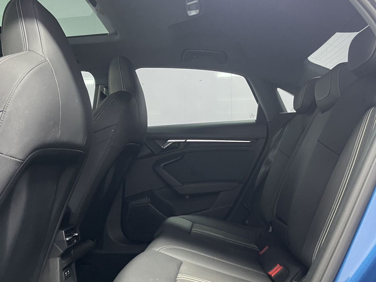 Audi A3 2021 - фото автомобиля