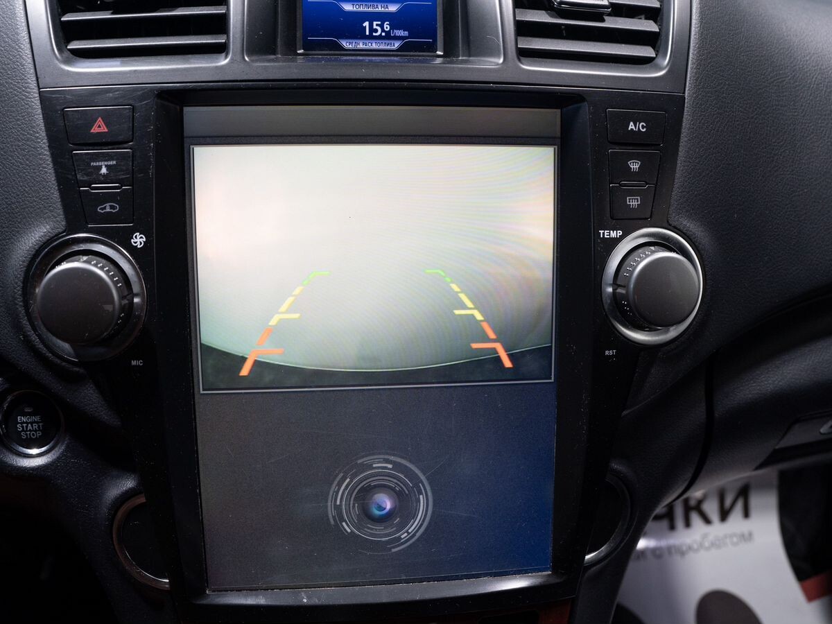 Toyota Highlander 2011 - фото автомобиля