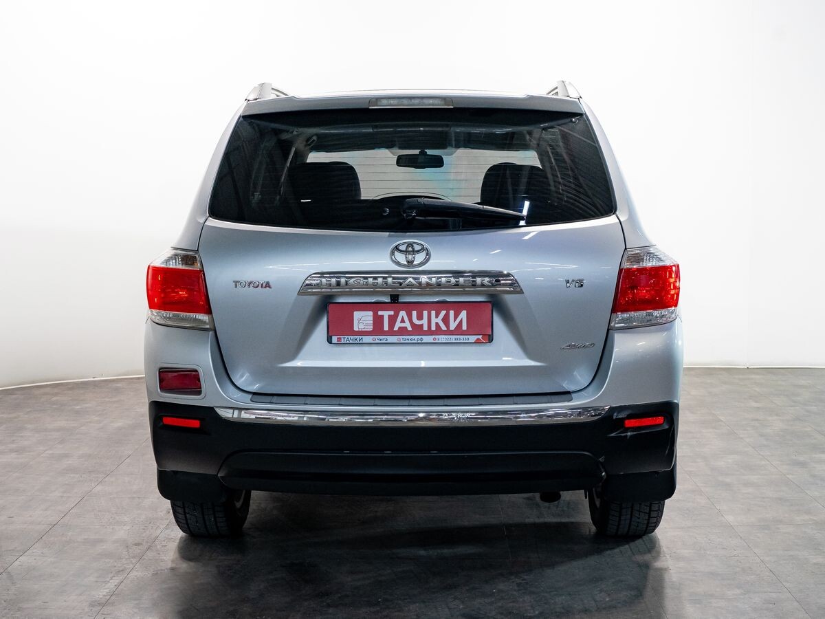 Toyota Highlander 2011 - фото автомобиля