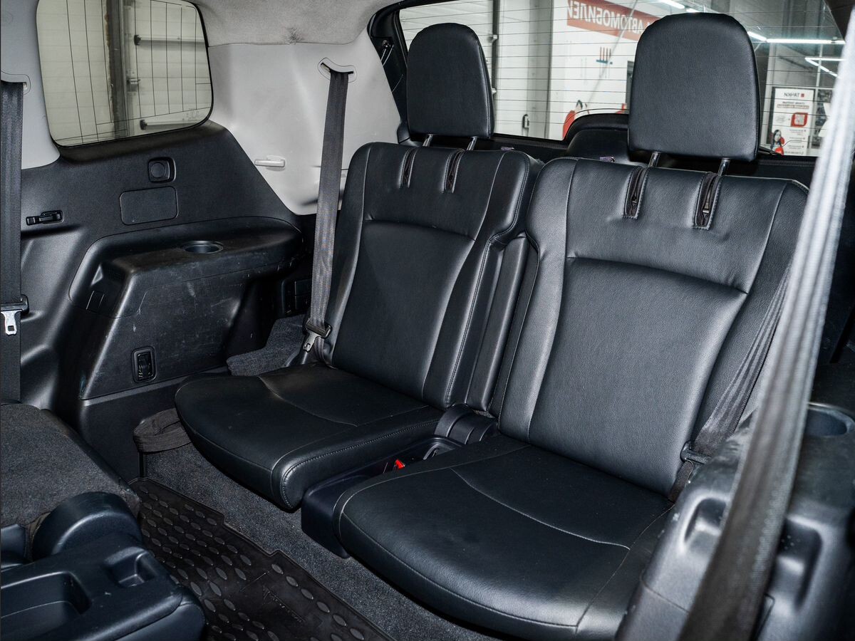 Toyota Highlander 2011 - фото автомобиля