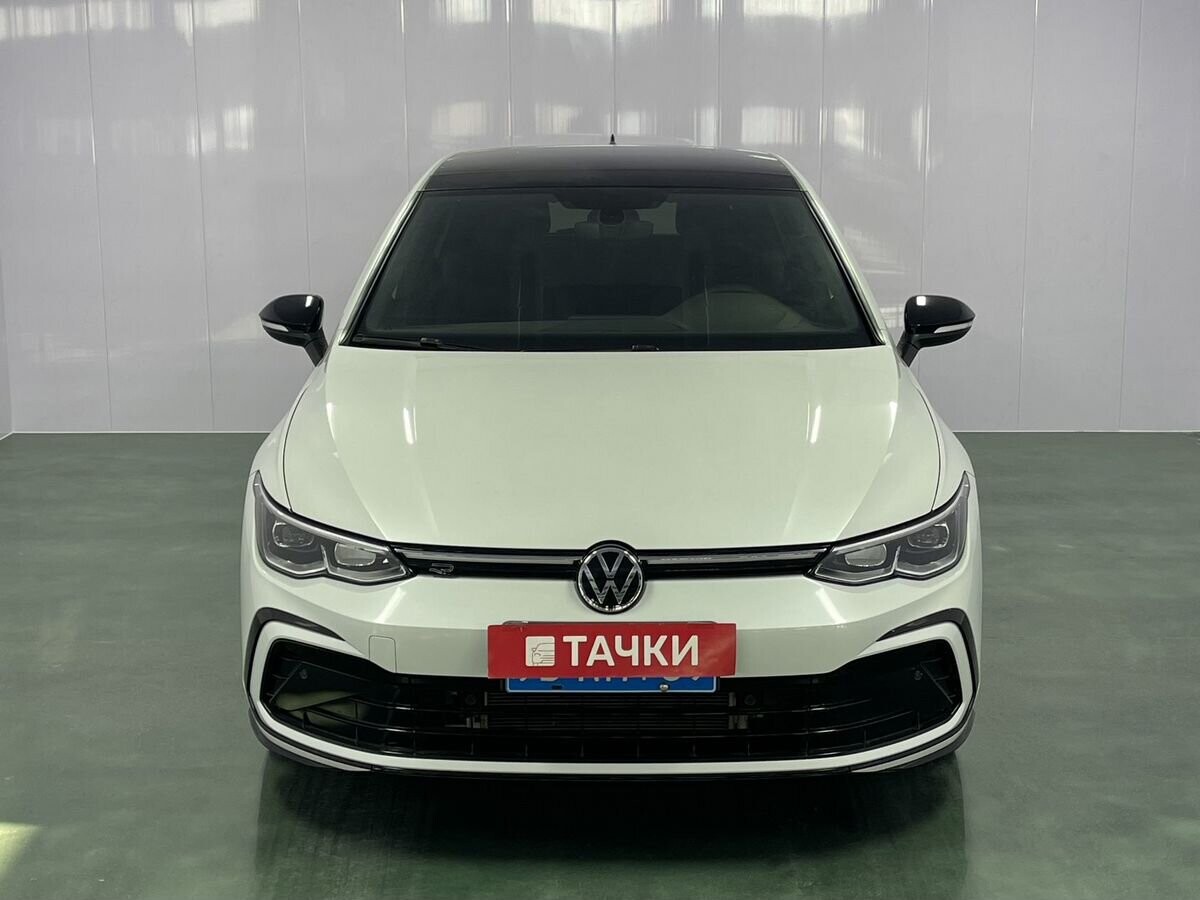 Volkswagen Golf 2023 - фото автомобиля