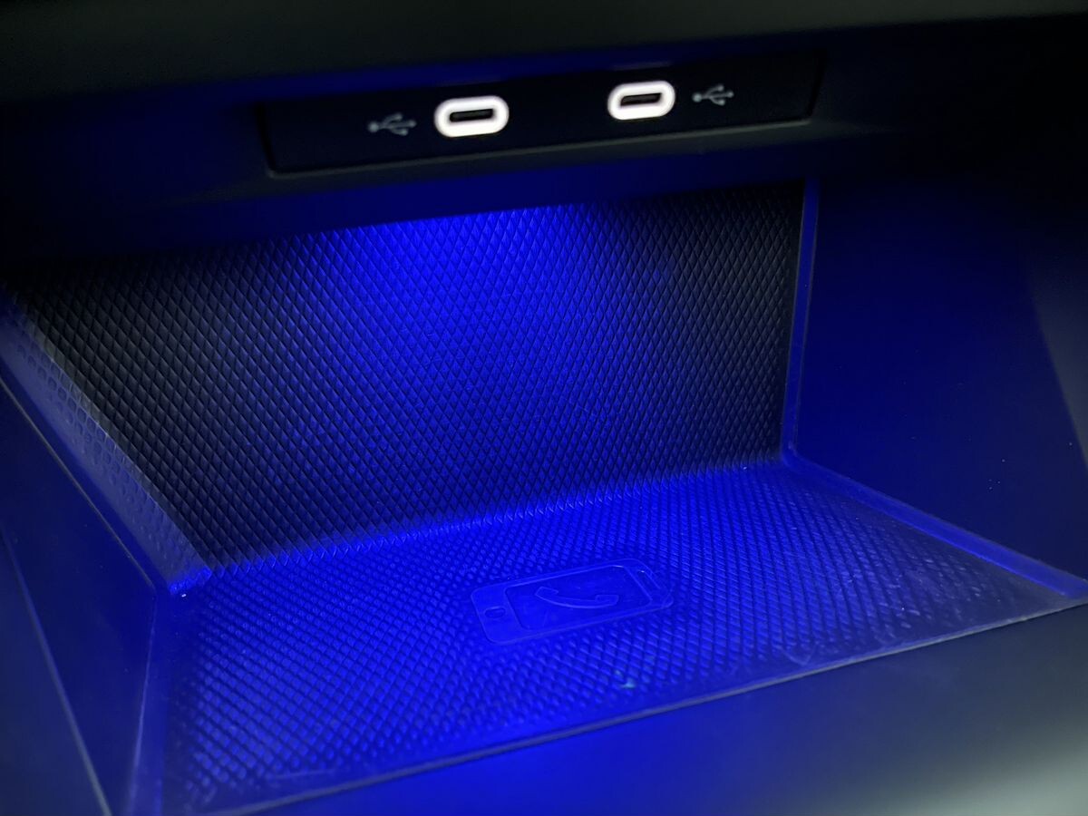 Volkswagen Golf 2023 - фото автомобиля