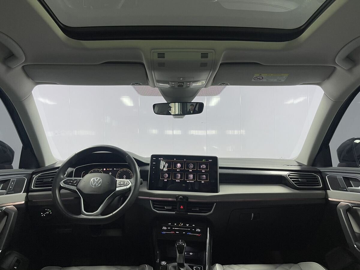 Volkswagen Tayron 2023 - фото автомобиля