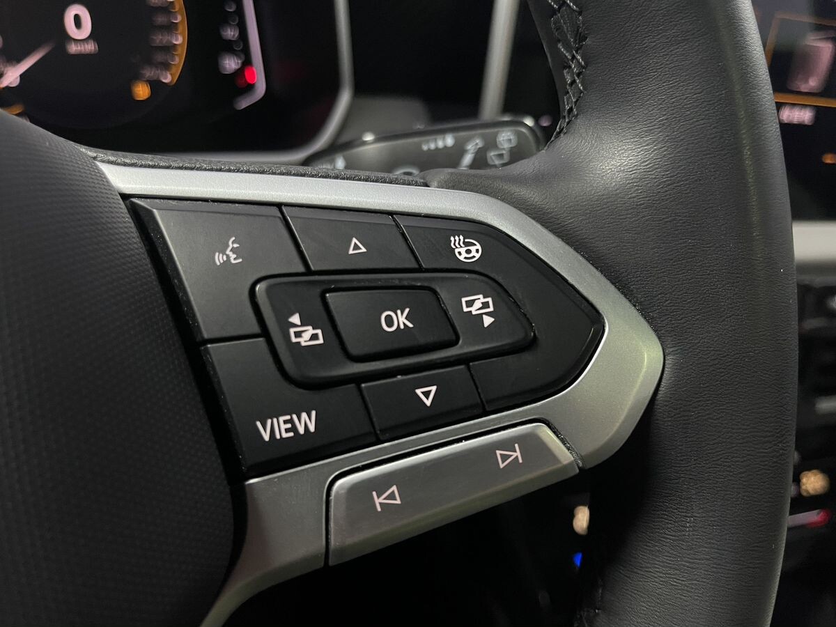 Volkswagen Tayron 2023 - фото автомобиля