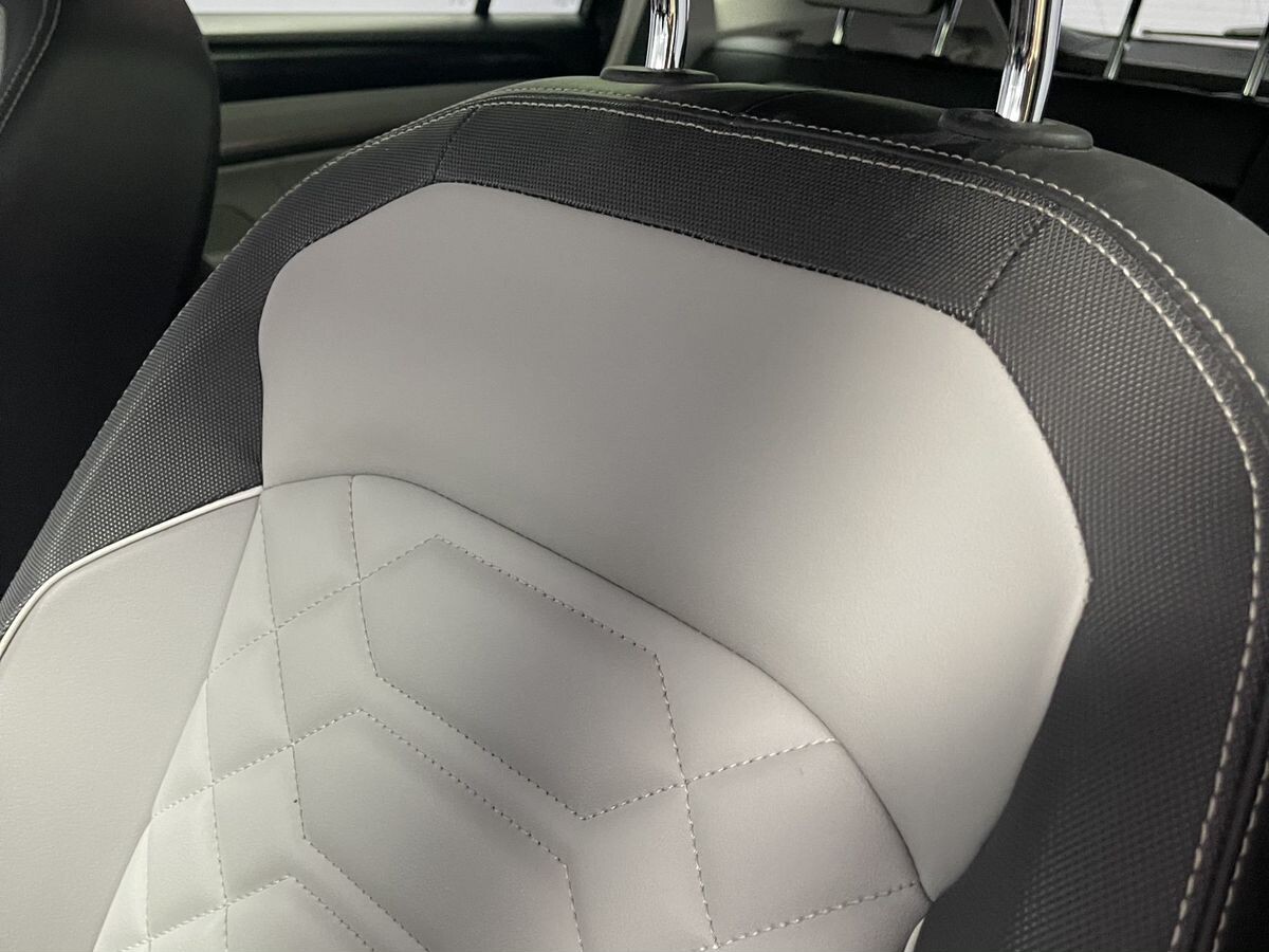 Volkswagen Tayron 2023 - фото автомобиля