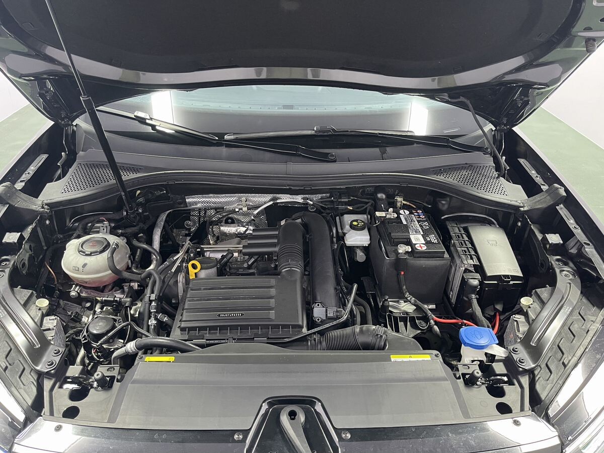 Volkswagen Tayron 2023 - фото автомобиля