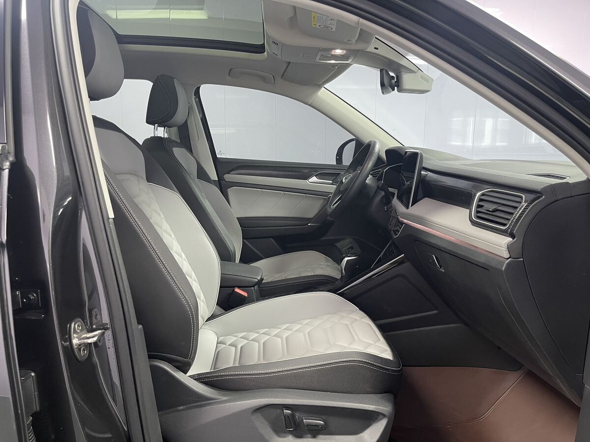 Volkswagen Tayron 2023 - фото автомобиля