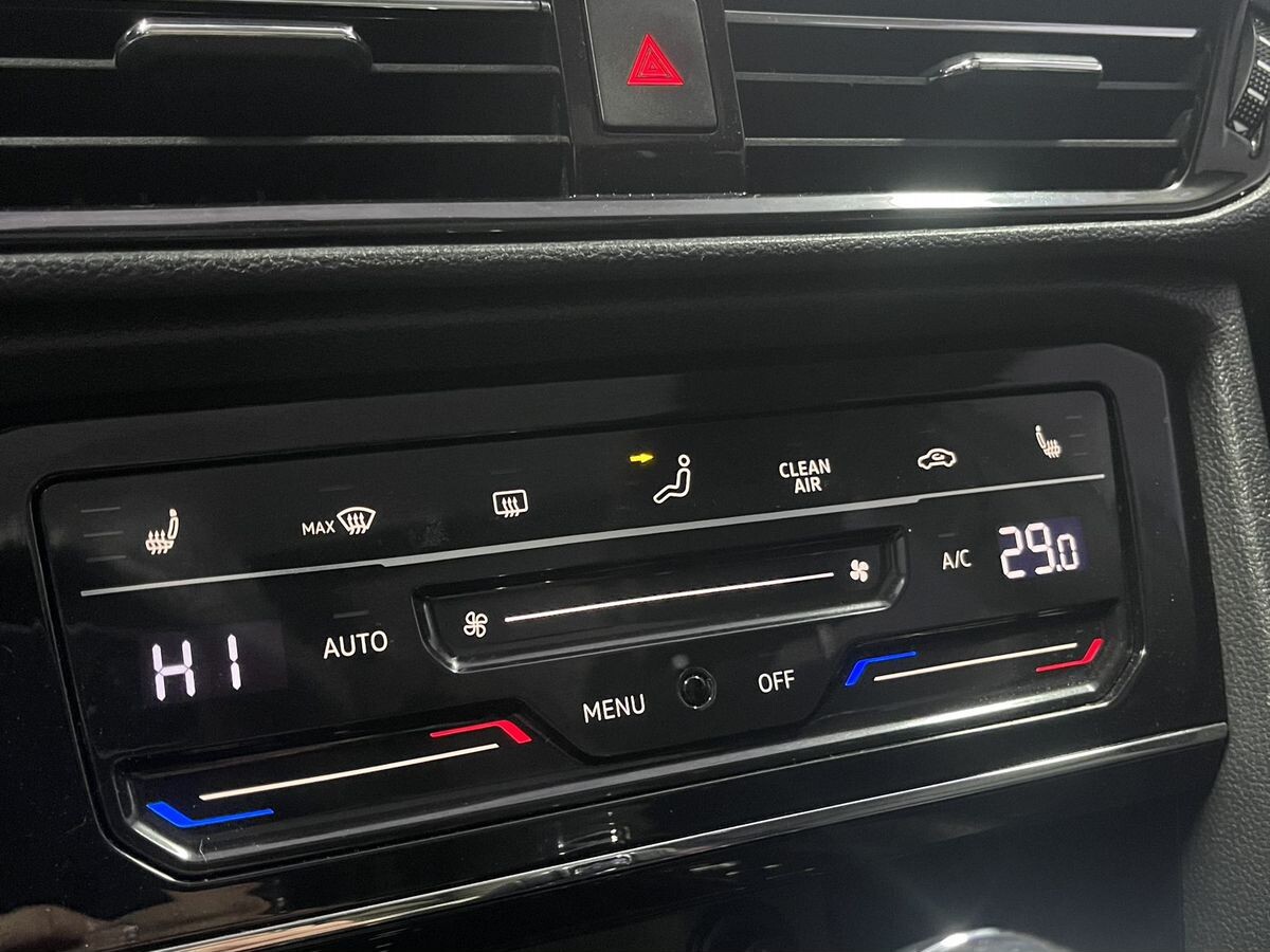 Volkswagen Tharu 2022 - фото автомобиля