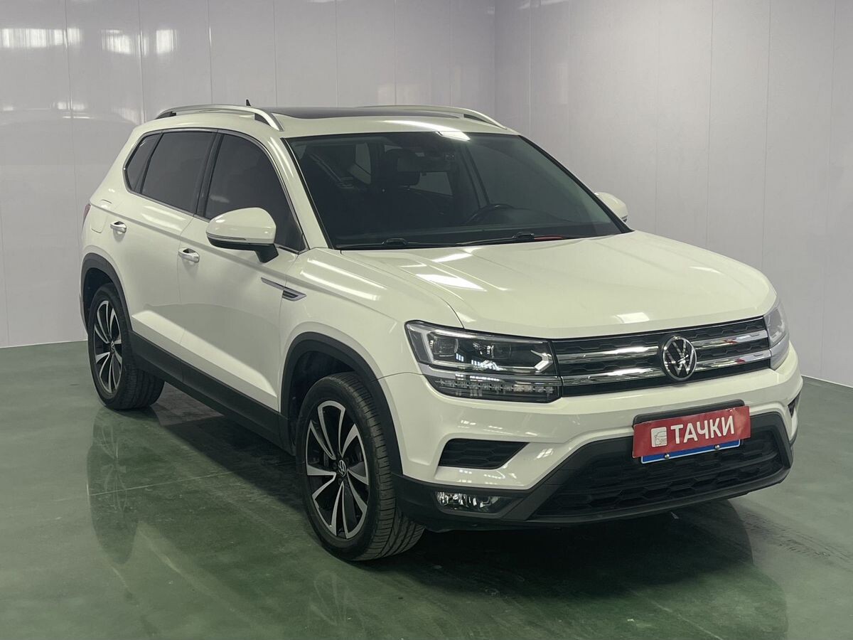 Volkswagen Tharu 2022 - фото автомобиля