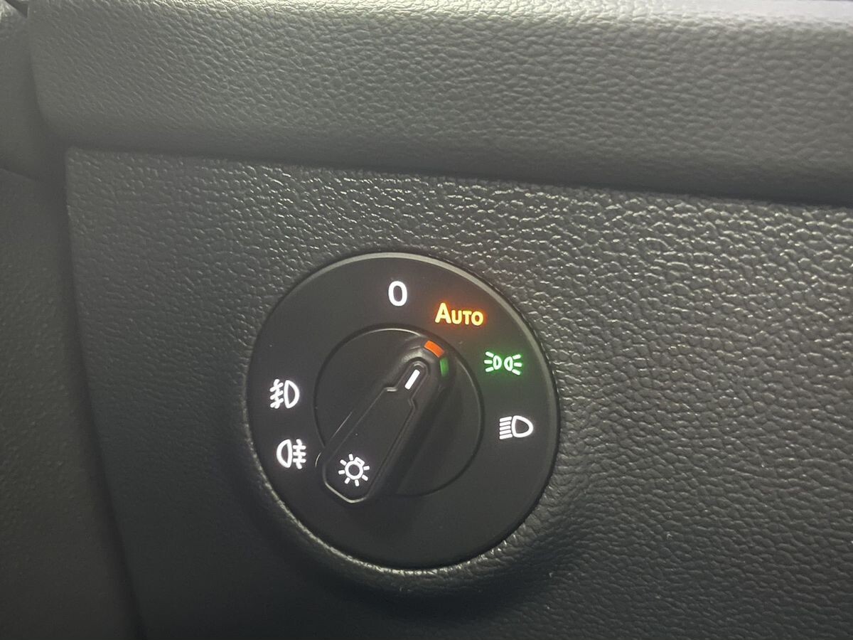 Volkswagen Tharu 2022 - фото автомобиля