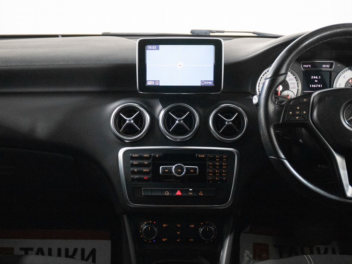 Mercedes-Benz A-Класс 2013 - фото автомобиля