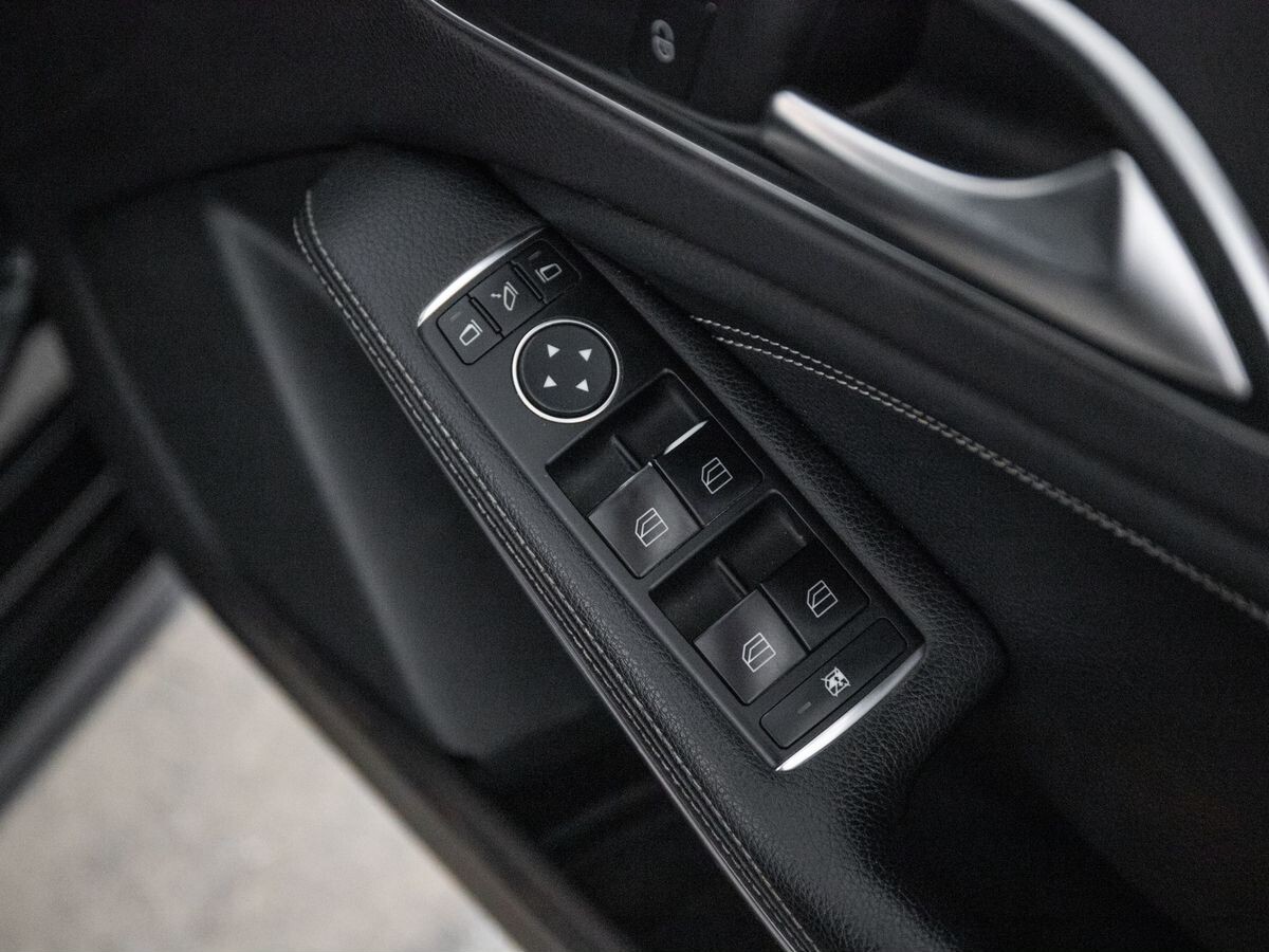 Mercedes-Benz A-Класс 2013 - фото автомобиля