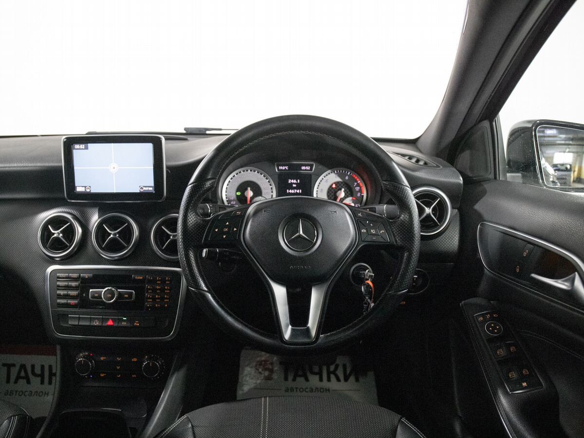Mercedes-Benz A-Класс 2013 - фото автомобиля