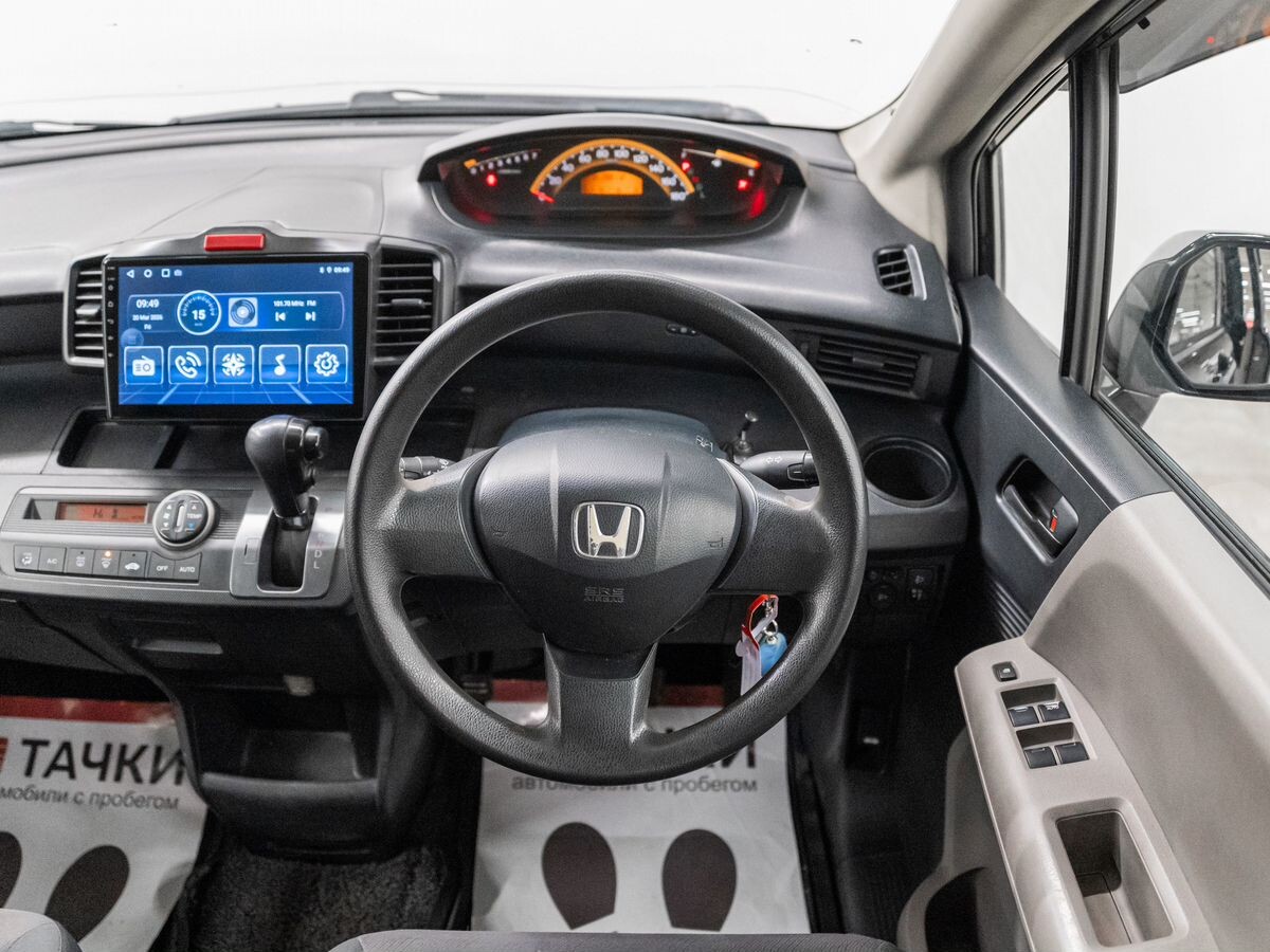 Honda Freed 2009 - фото автомобиля