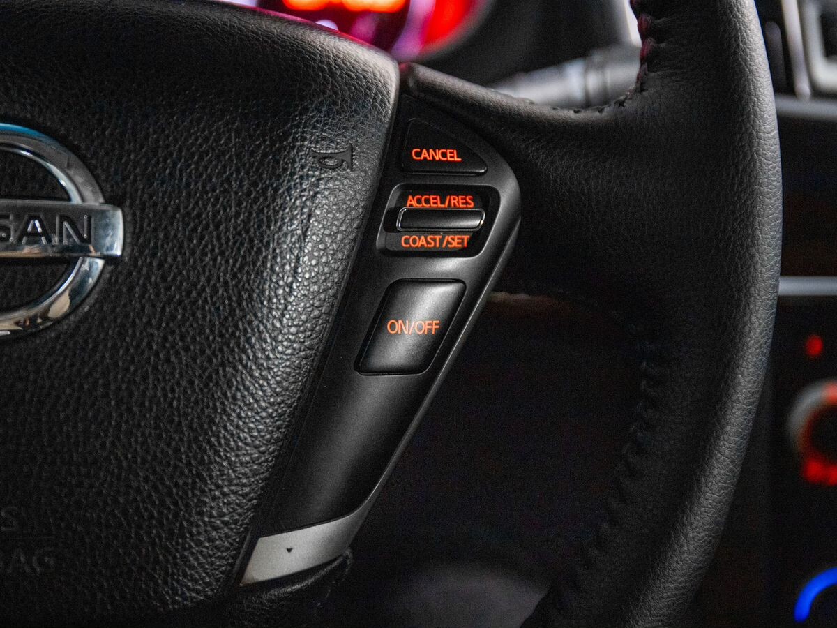 Nissan Teana 2010 - фото автомобиля