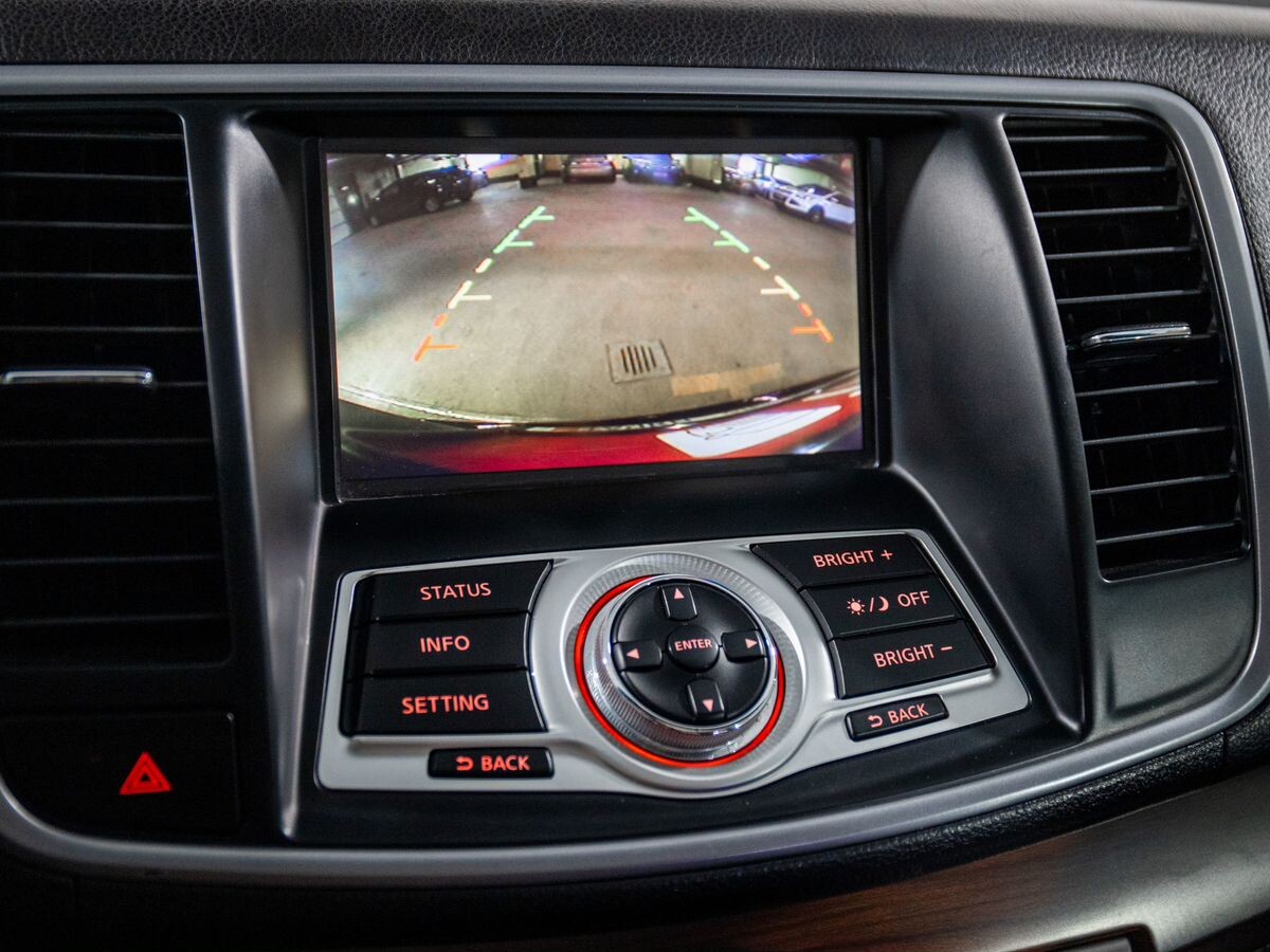 Nissan Teana 2010 - фото автомобиля