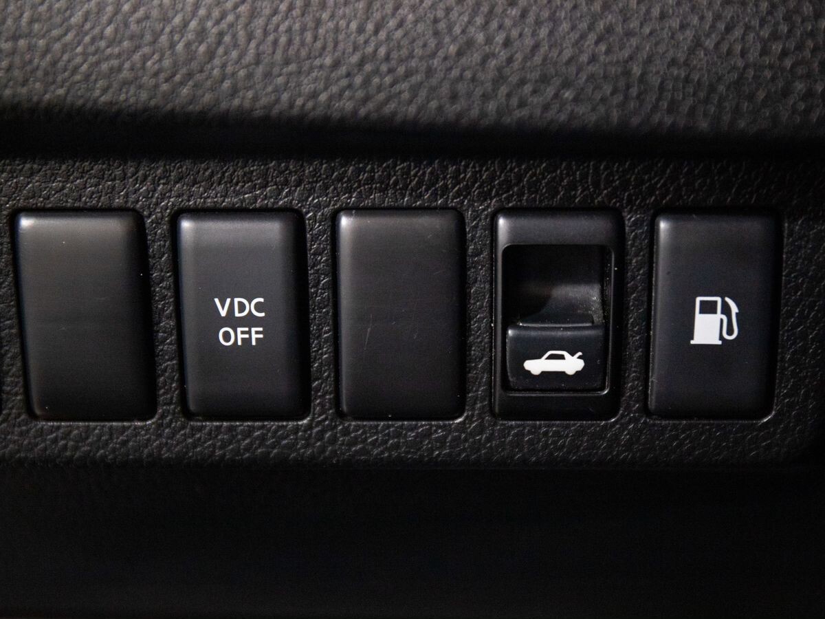 Nissan Teana 2010 - фото автомобиля