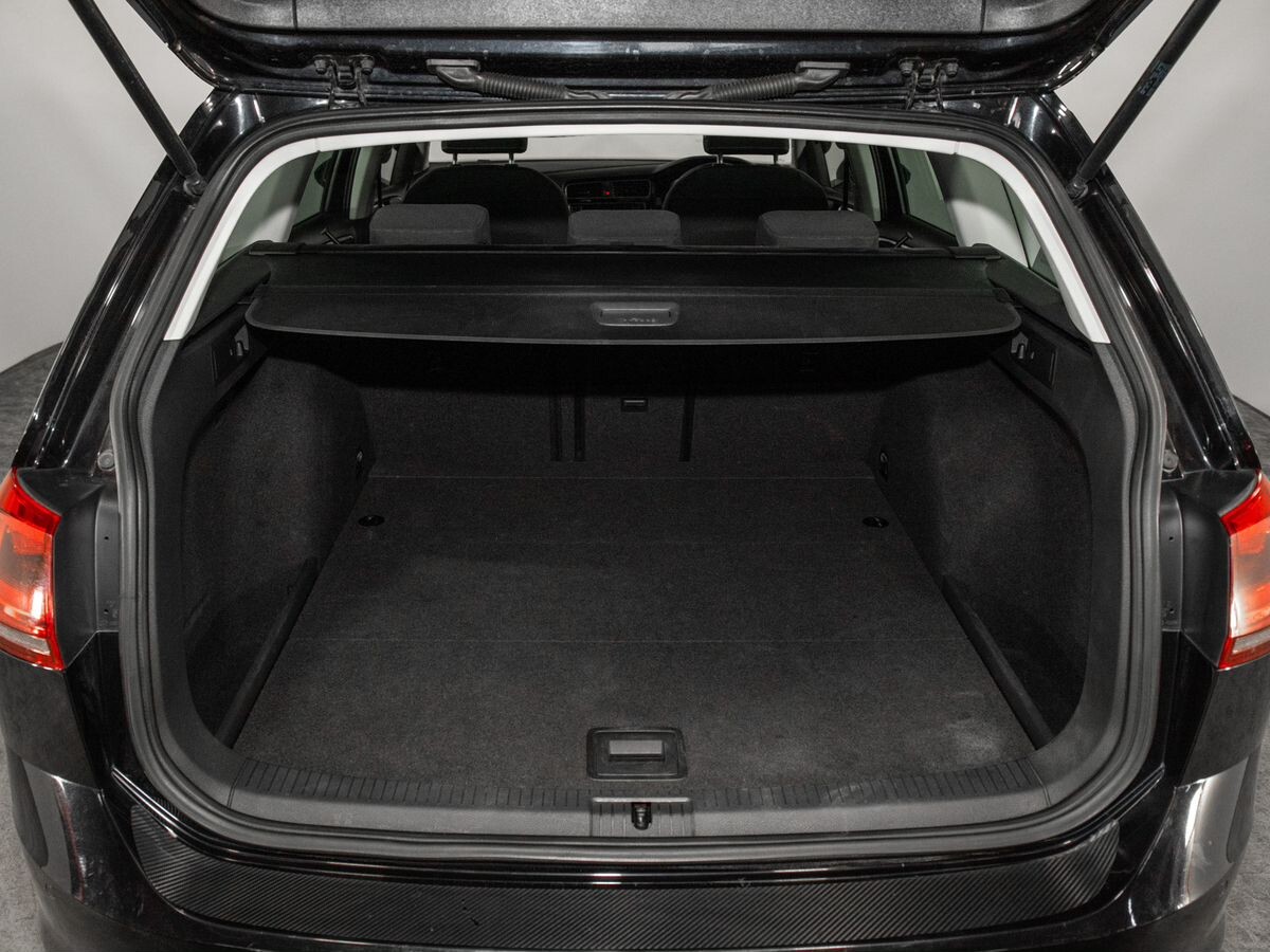 Volkswagen Golf 2014 - фото автомобиля