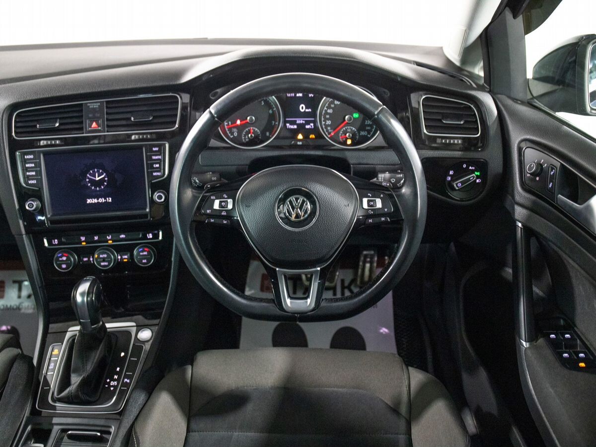 Volkswagen Golf 2014 - фото автомобиля