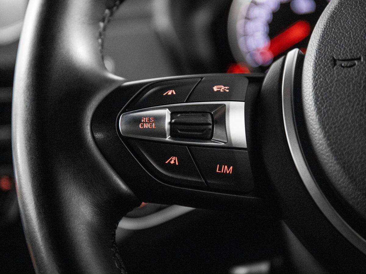 BMW X2 2018 - фото автомобиля