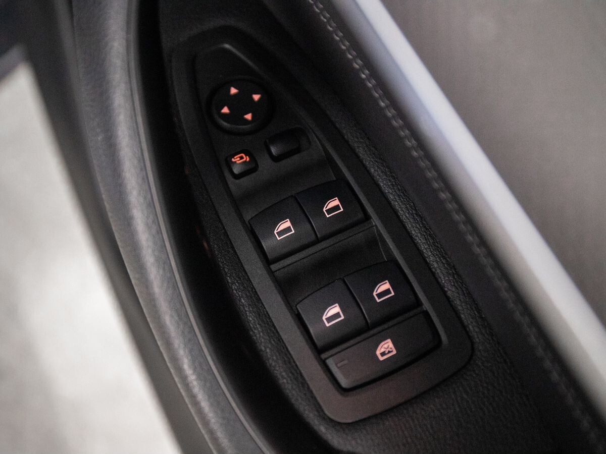 BMW X2 2018 - фото автомобиля