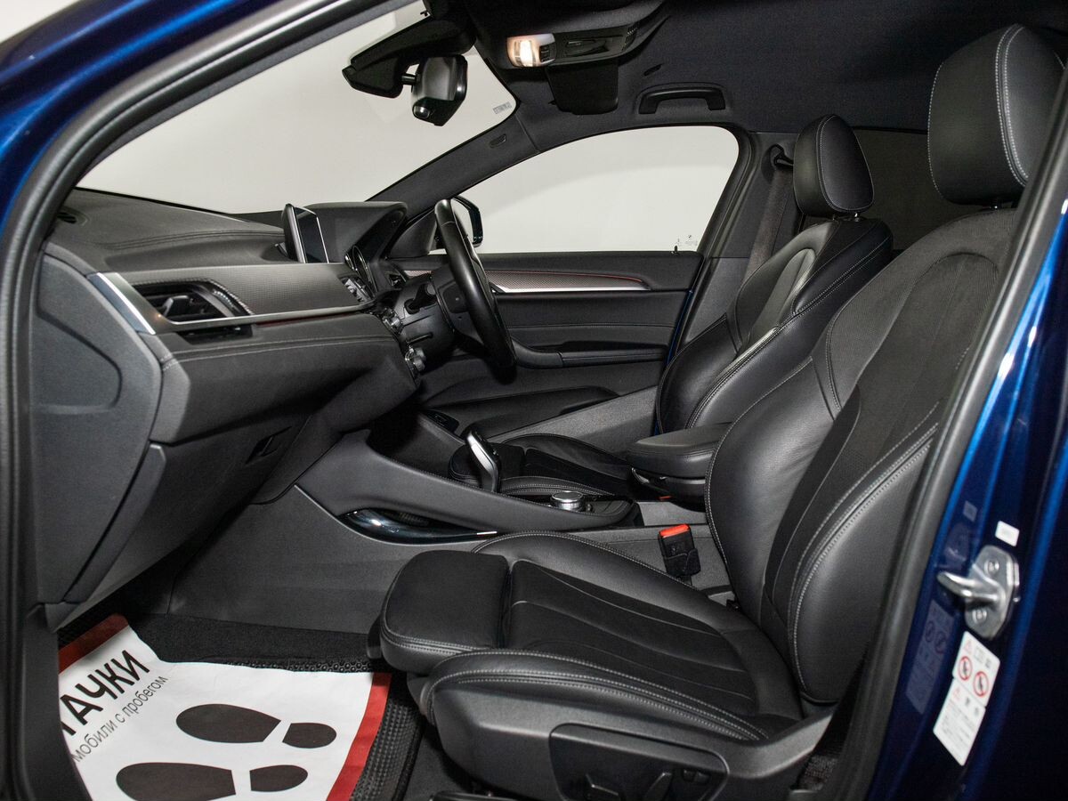 BMW X2 2018 - фото автомобиля