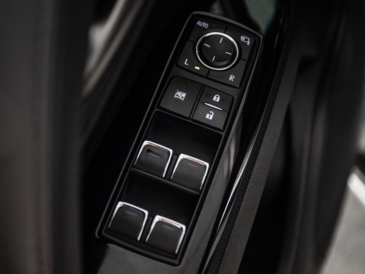 Lexus LX 2020 - фото автомобиля