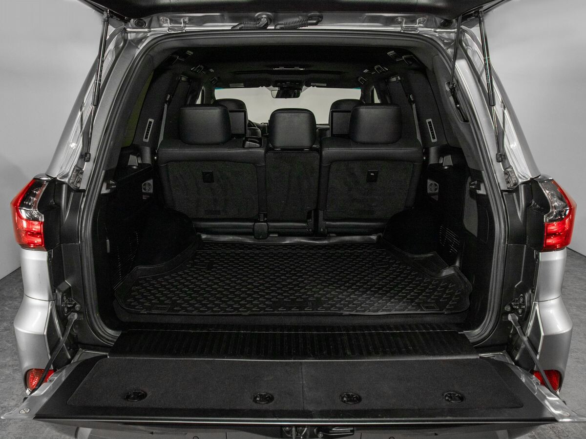 Lexus LX 2020 - фото автомобиля