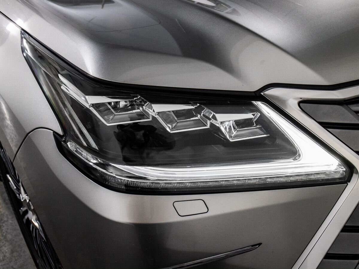 Lexus LX 2020 - фото автомобиля