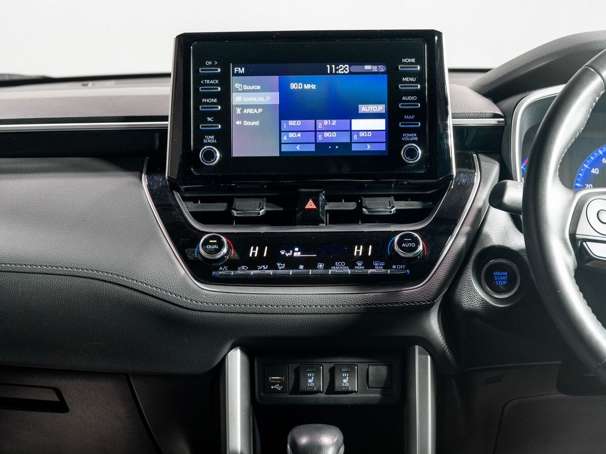 Toyota Corolla Cross 2023 - фото автомобиля