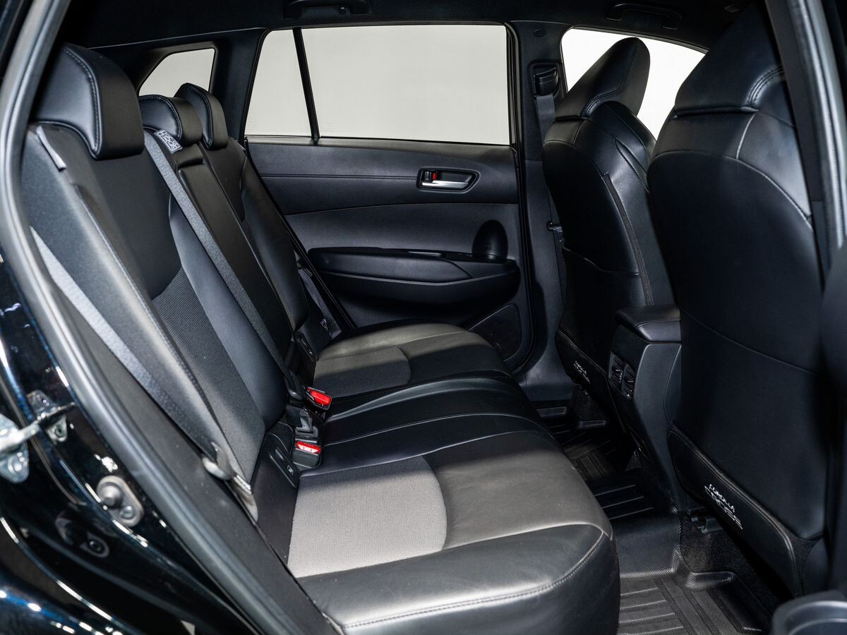 Toyota Corolla Cross 2023 - фото автомобиля