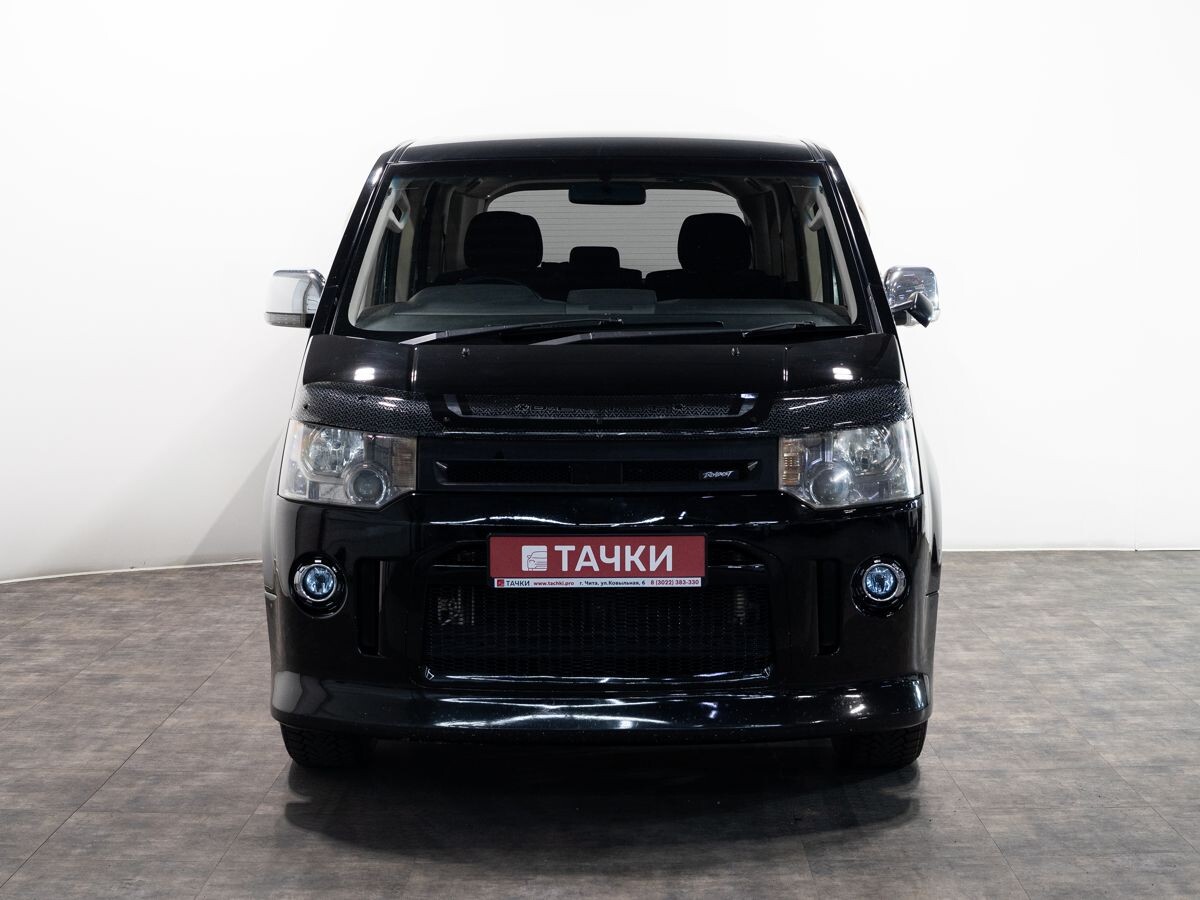 Mitsubishi Delica D:5 2012 - фото автомобиля