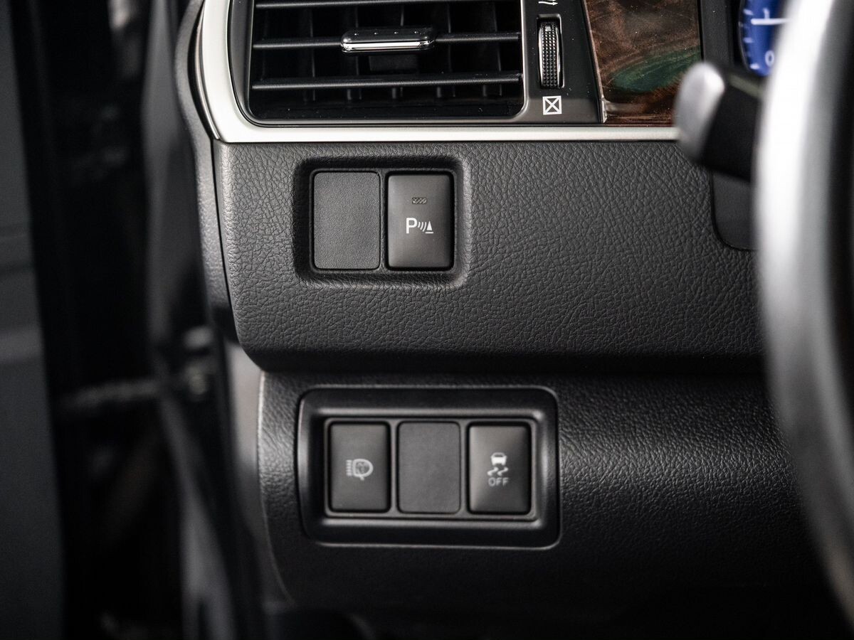 Toyota Camry 2017 - фото автомобиля