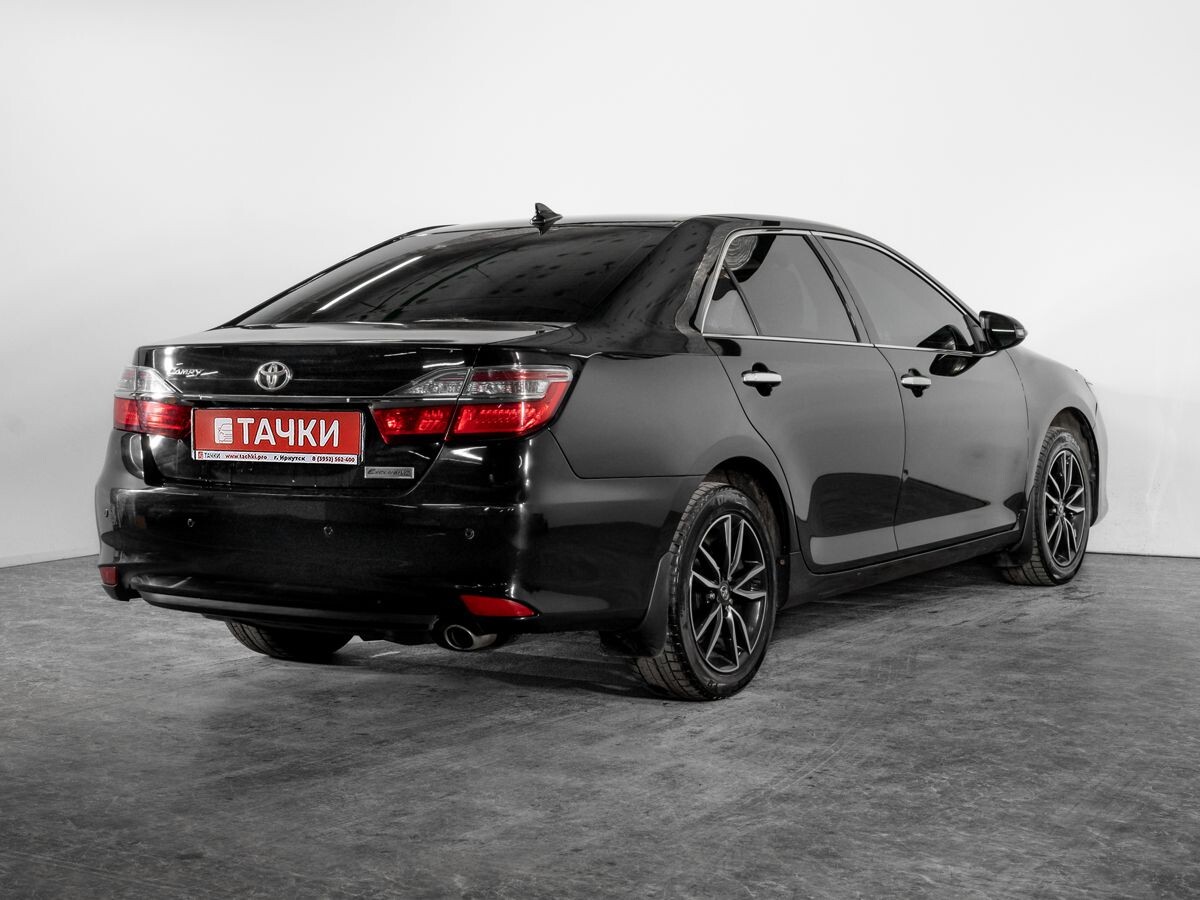 Toyota Camry 2017 - фото автомобиля