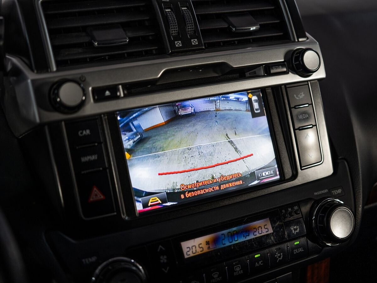 Toyota Land Cruiser Prado 2015 - фото автомобиля