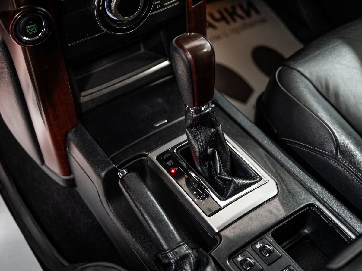 Toyota Land Cruiser Prado 2015 - фото автомобиля