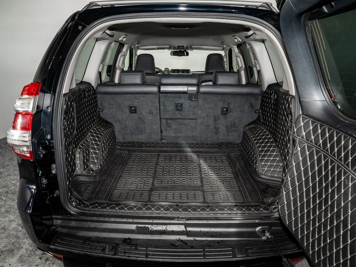 Toyota Land Cruiser Prado 2015 - фото автомобиля