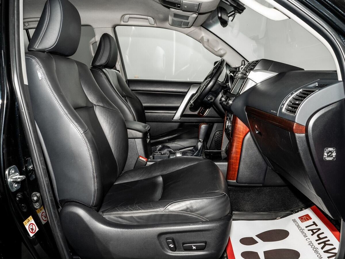 Toyota Land Cruiser Prado 2015 - фото автомобиля