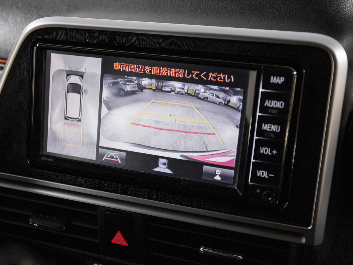 Toyota Sienta 2020 - фото автомобиля