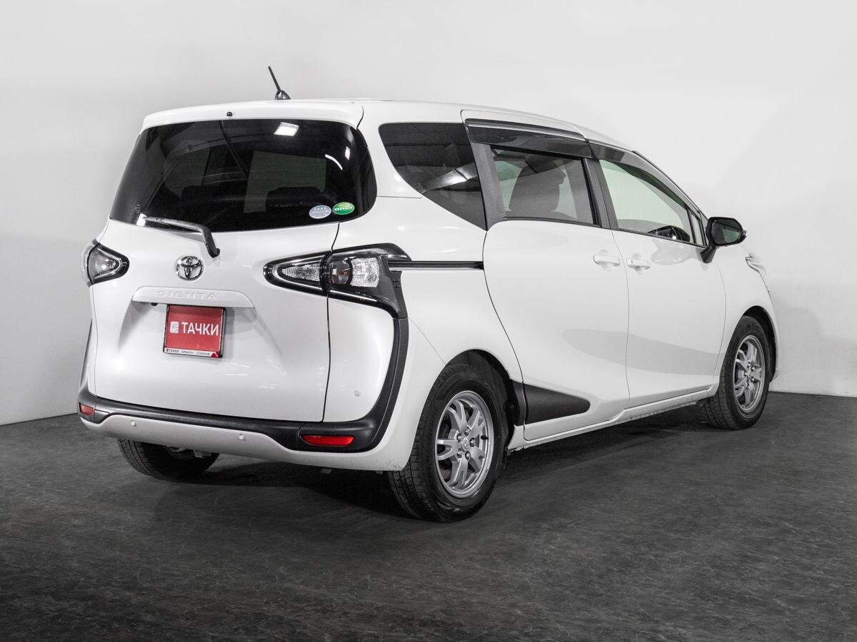 Toyota Sienta 2020 - фото автомобиля