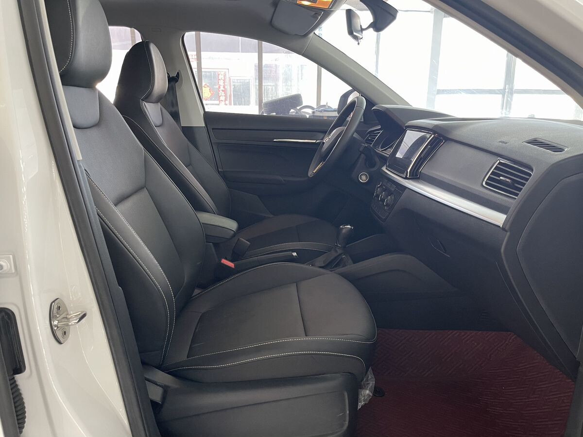 Skoda Kamiq 2022 - фото автомобиля