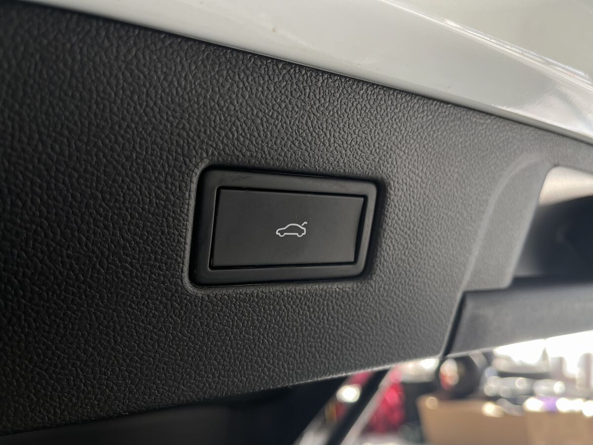 Volkswagen Tayron 2023 - фото автомобиля