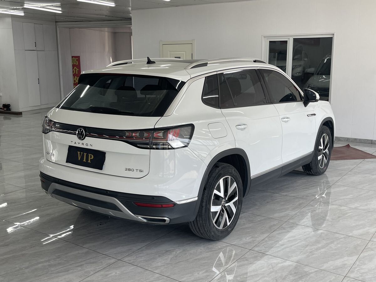 Volkswagen Tayron 2023 - фото автомобиля